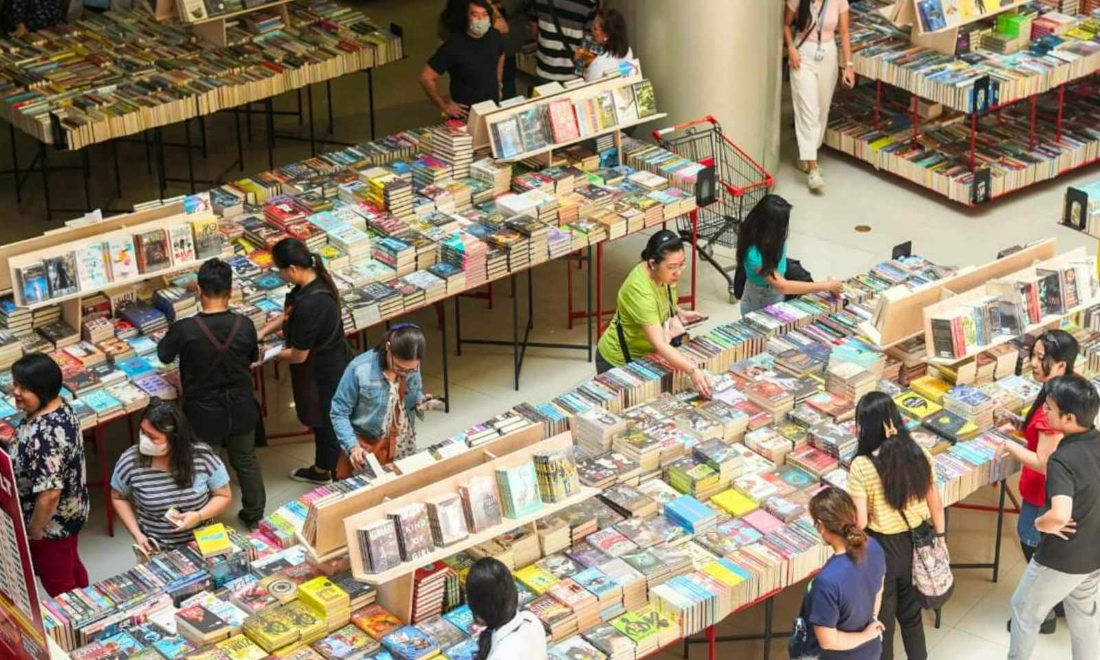 Iloilo City Hosts Worlds Biggest Book Sale Event Iloilo