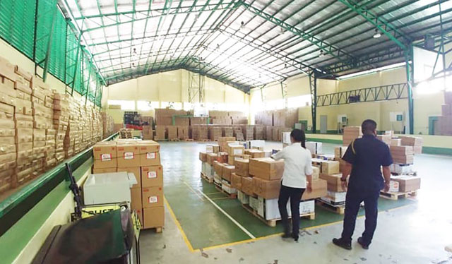 Megaworld to donate 1K liters of disinfectant alcohol, 3K grocery packs ...